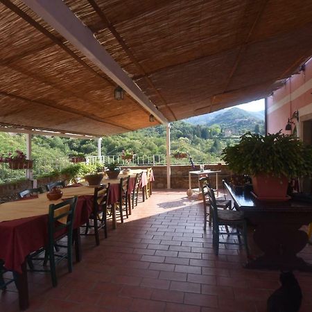 Agriturismo Locanda Del Papa La Spezia Exterior foto