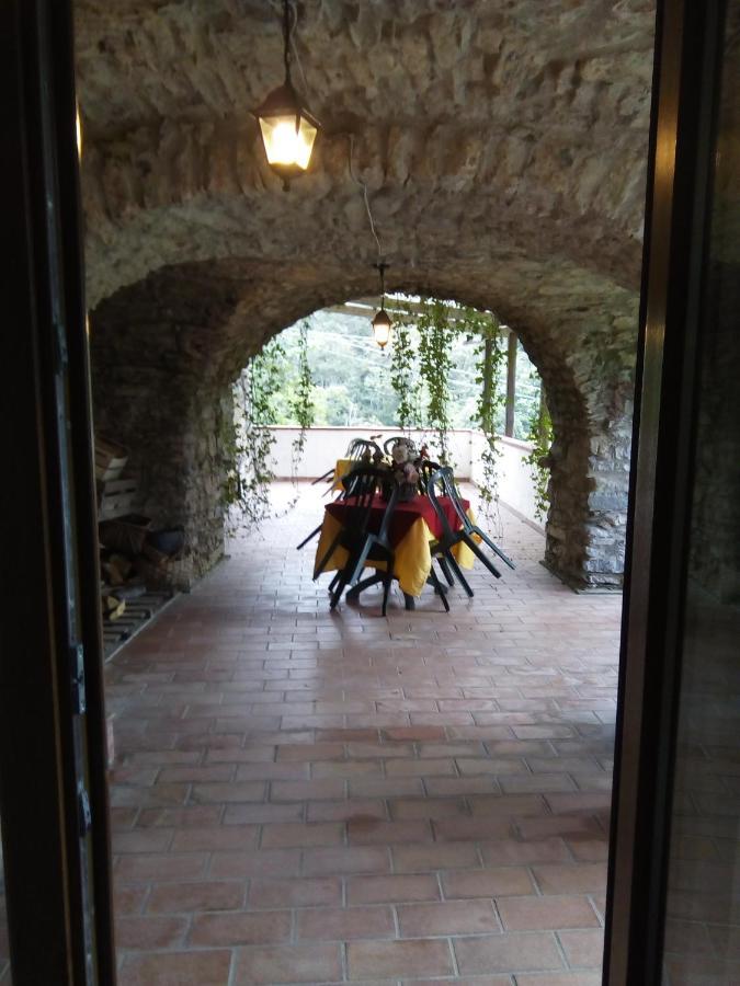 Agriturismo Locanda Del Papa La Spezia Exterior foto