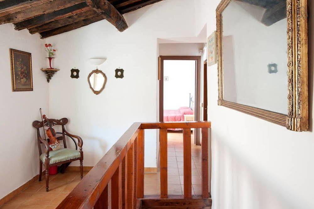Agriturismo Locanda Del Papa La Spezia Exterior foto