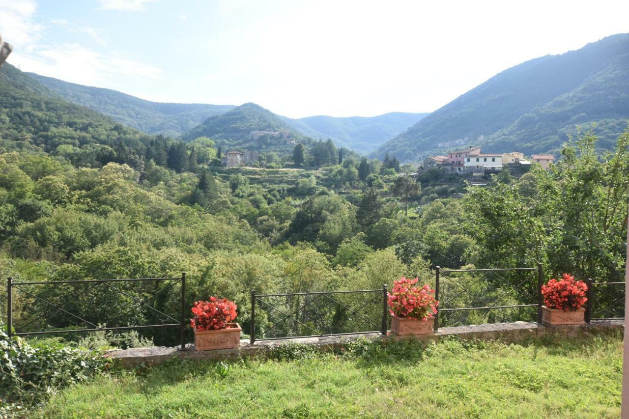 Agriturismo Locanda Del Papa La Spezia Exterior foto